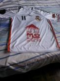 camisa de futebol na cor de sua preferencia